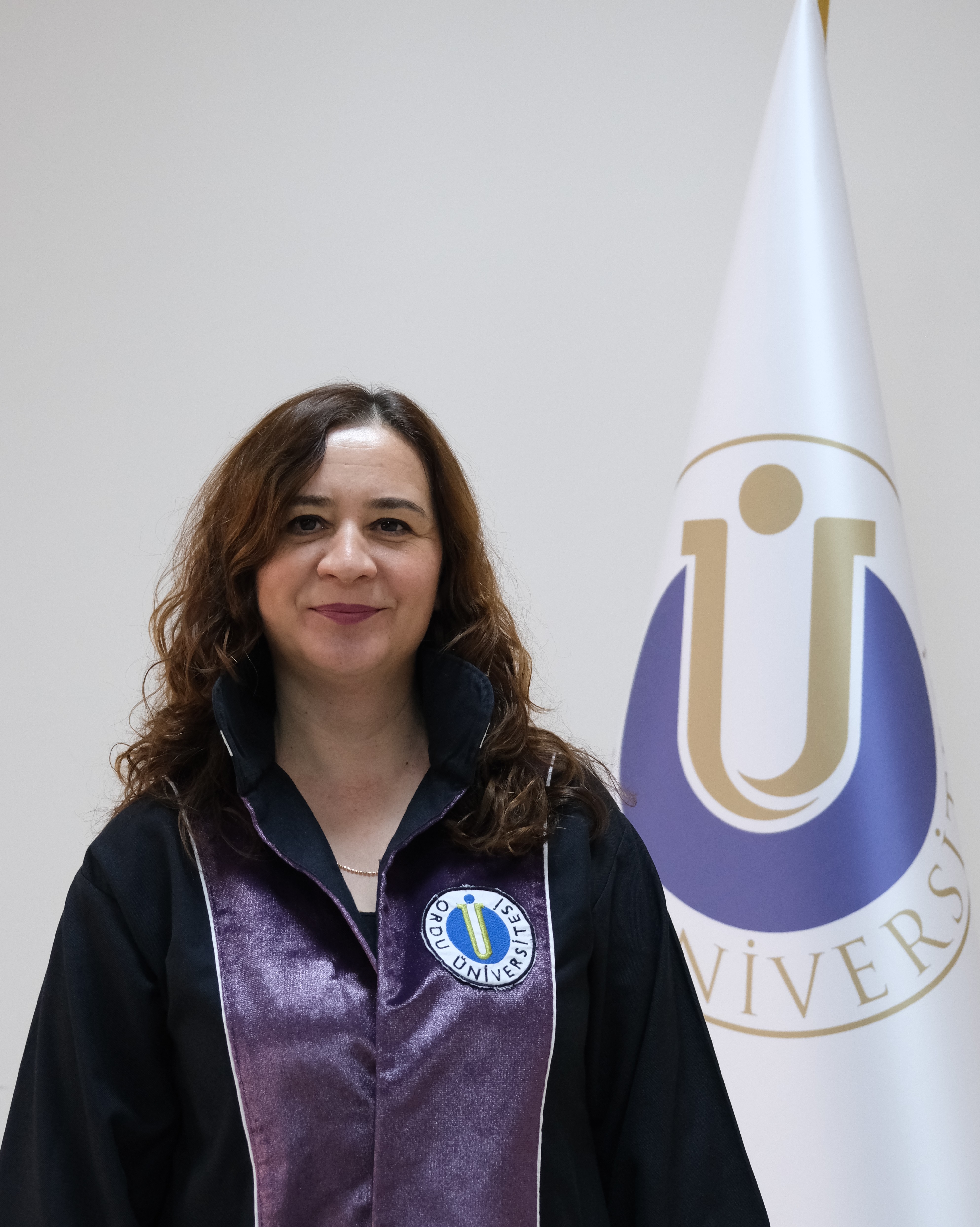 Prof. Dr. Seher &Ccedil;ETİNKAYA
