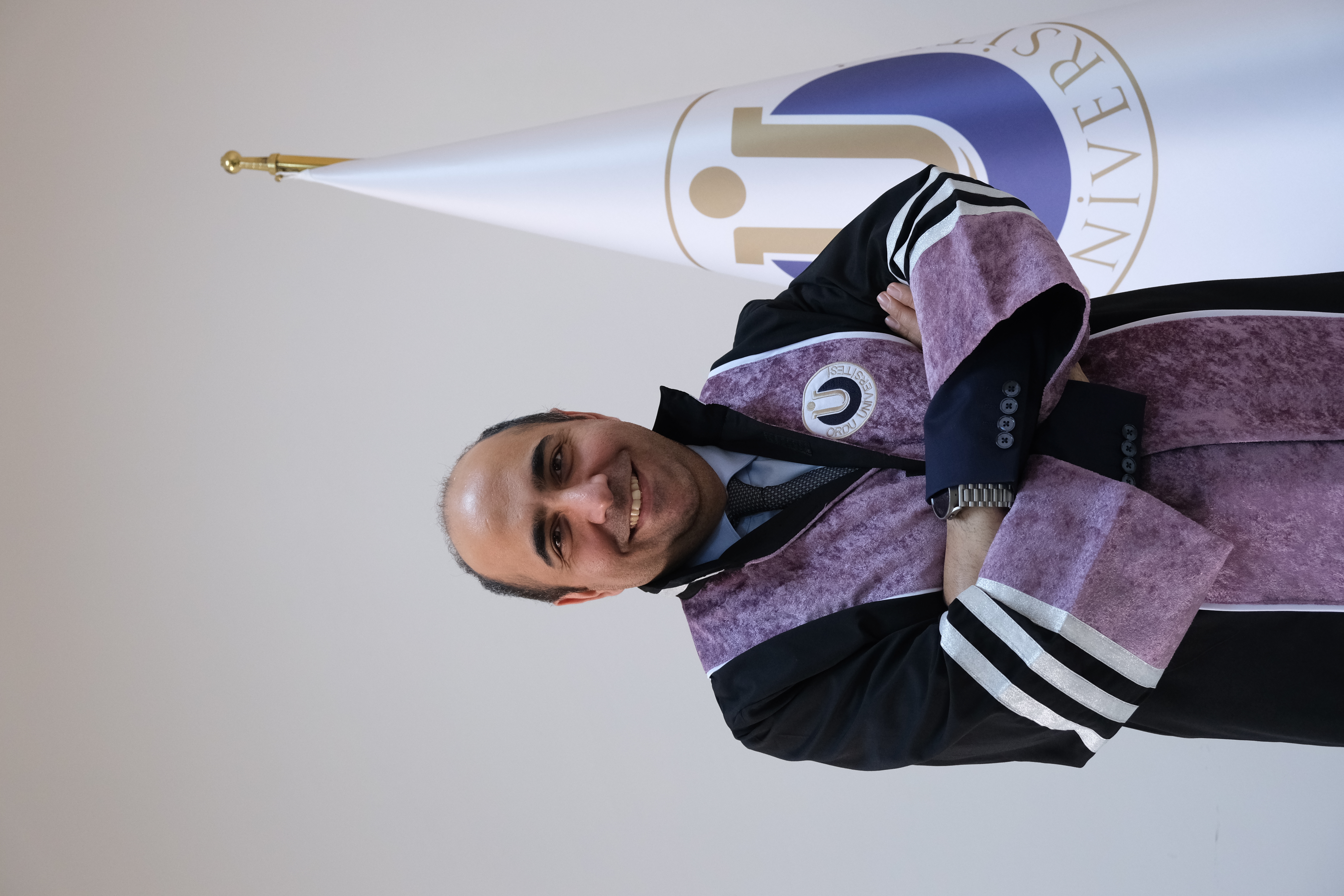 Prof. Dr. Tolga AKT&Uuml;RK
